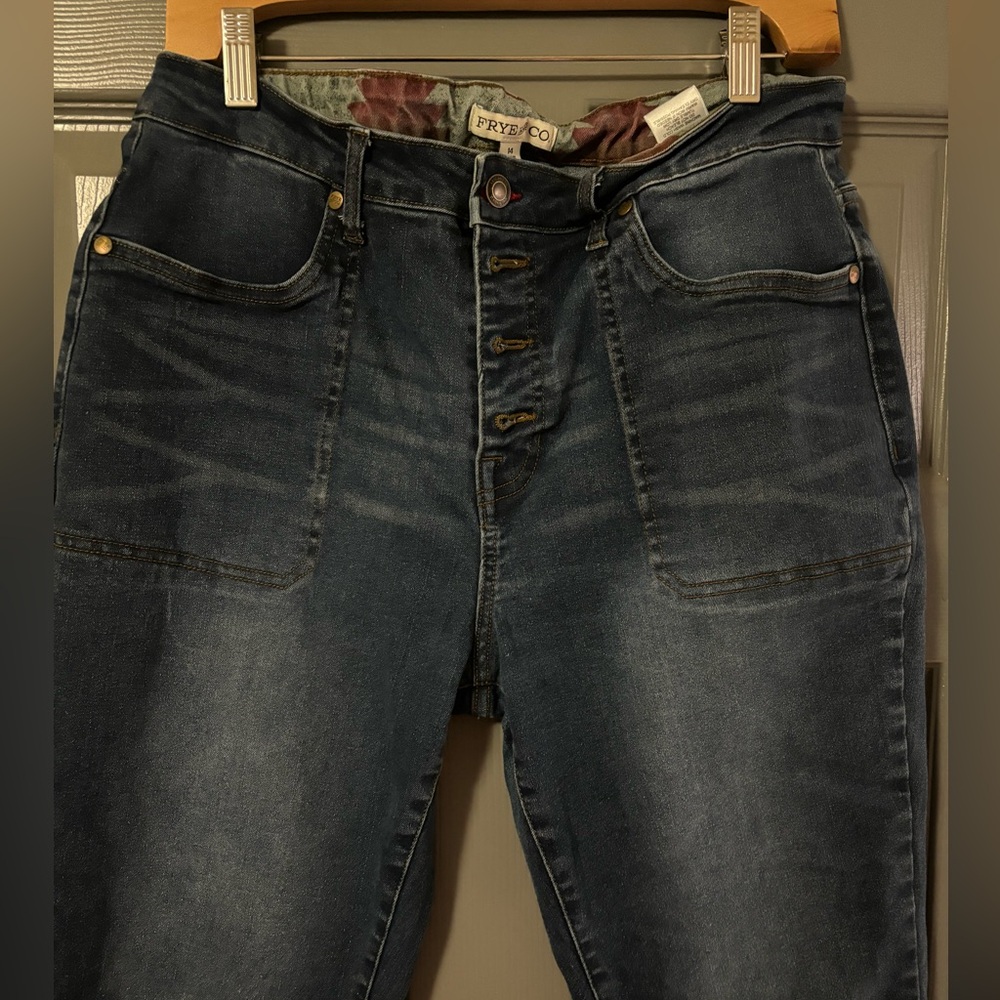 FRYE AND CO. Mid Rise Crop Flare Exposed Button Stretch Jeans Size 14 - Picture 3 of 6